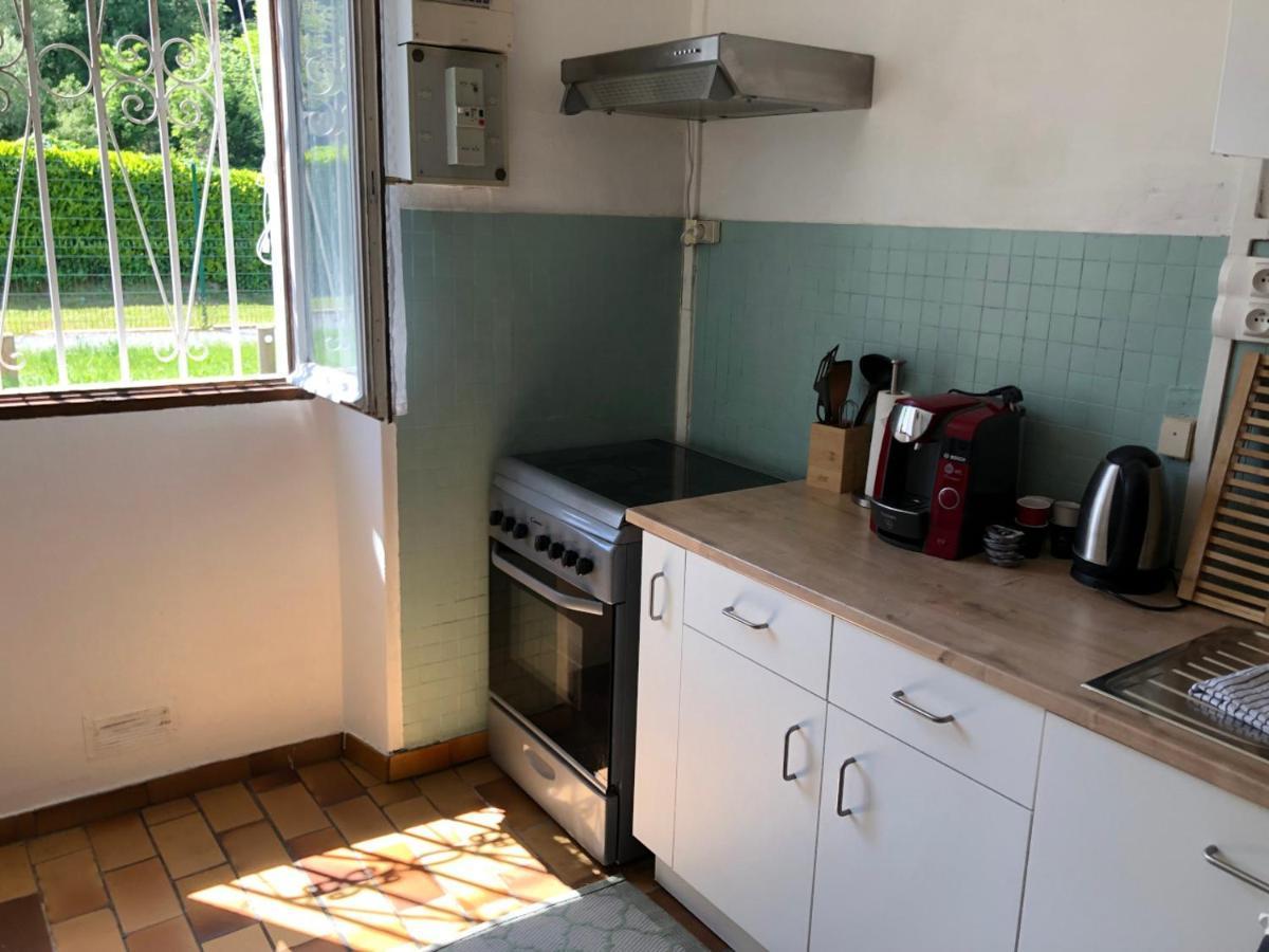 Petite Maison Avec Terrasse Jurançon Exteriör bild