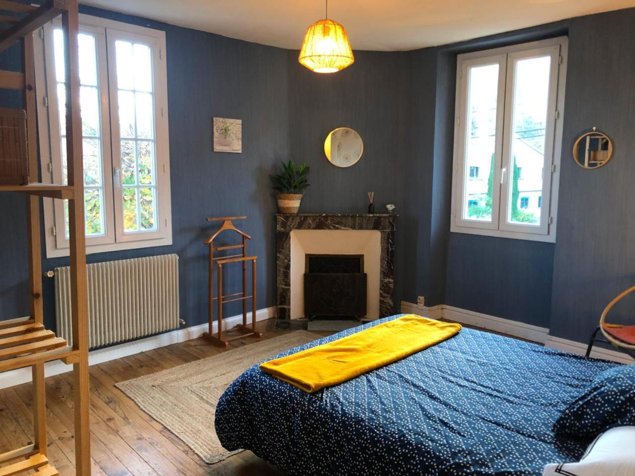 Petite Maison Avec Terrasse Jurançon Exteriör bild